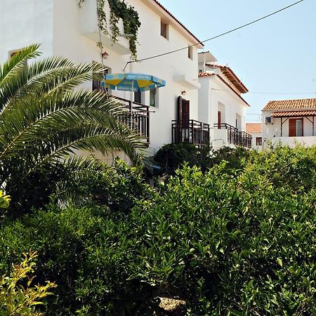 Dimitris Studios Kokkari Exteriör bild
