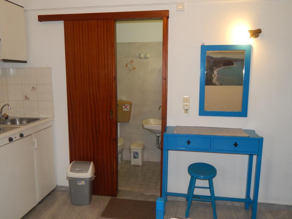 Dimitris Studios Kokkari Exteriör bild