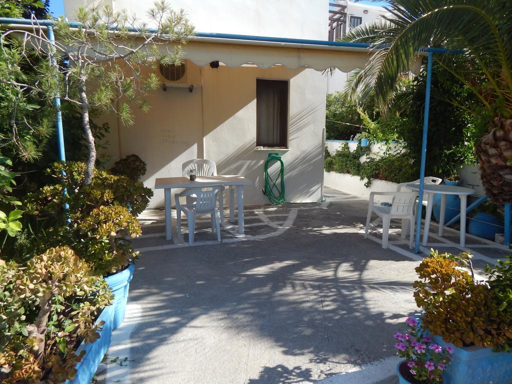 Dimitris Studios Kokkari Exteriör bild